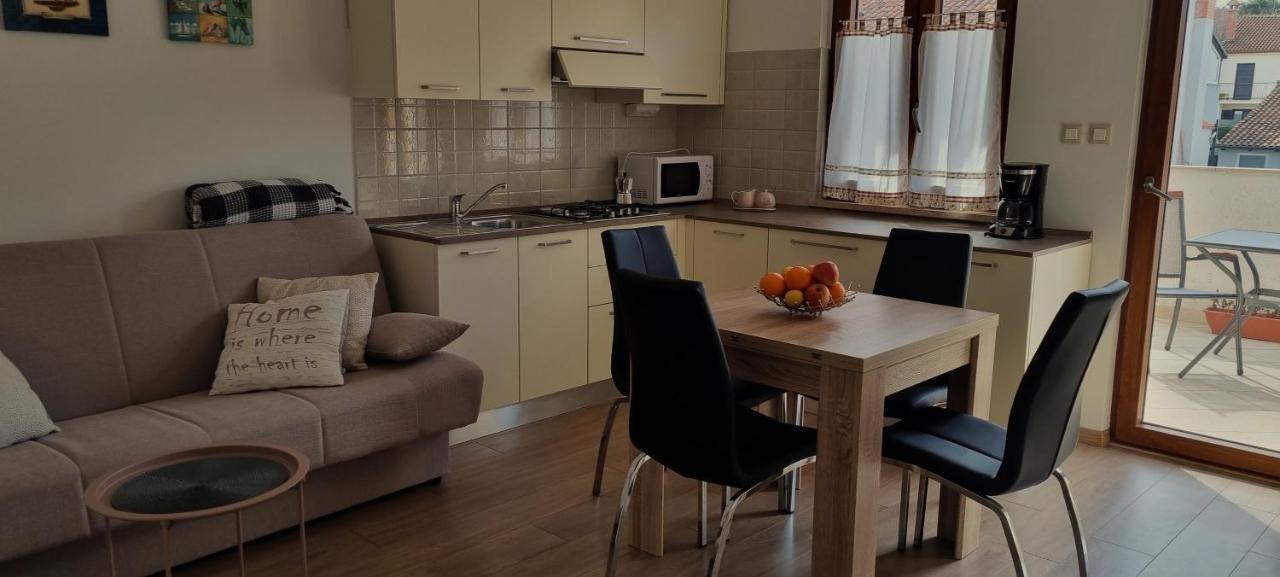 N&G Apartments 罗维尼 外观 照片