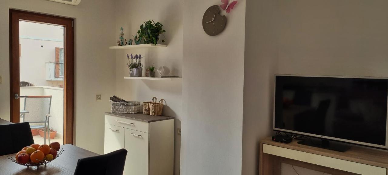 N&G Apartments 罗维尼 外观 照片